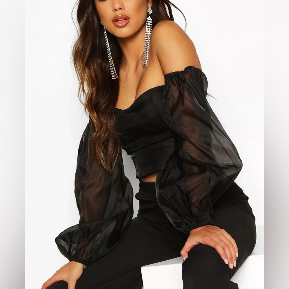 Puff sleeve top